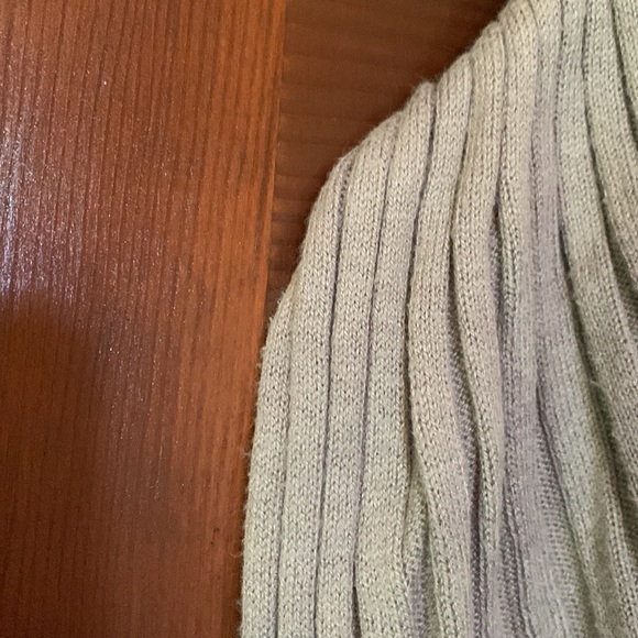 VERY unique maxstudio.com sweater/poncho - Picture 4 of 9